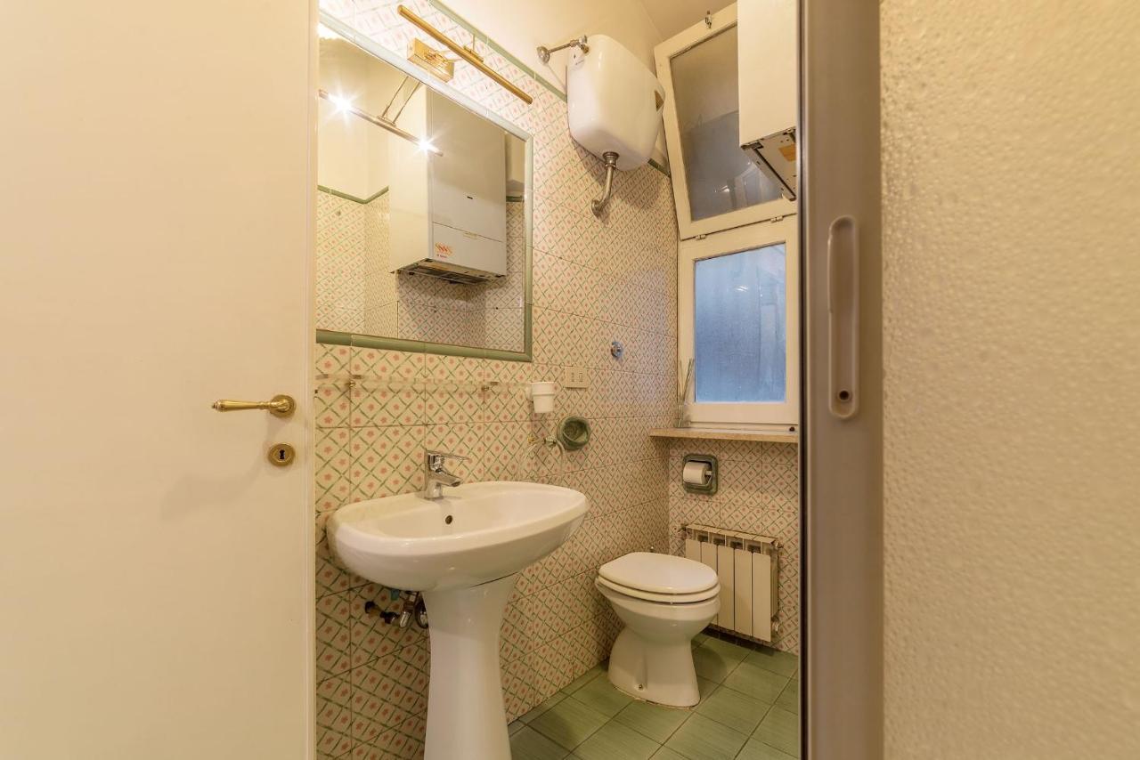 Trastevere & Ponte Sisto Cozy Flat Rome Exterior photo